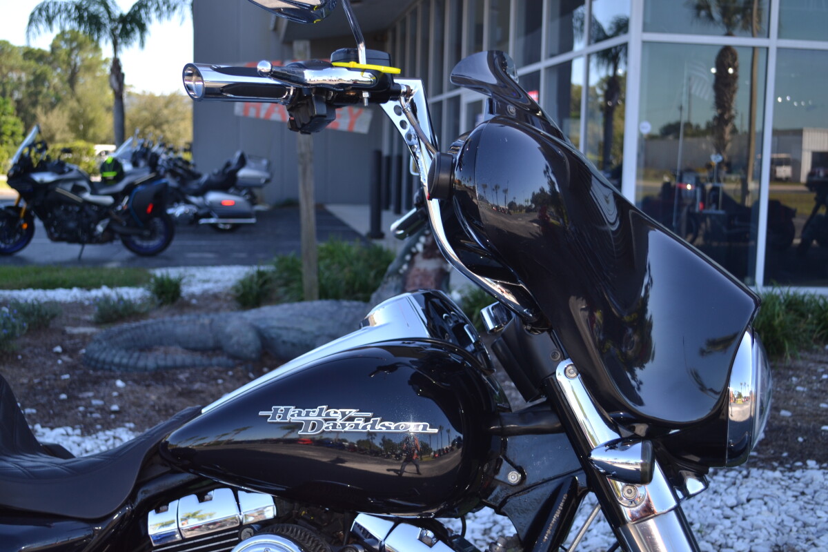 2013 Harley-Davidson Street Glide - FLHX - Photo 3