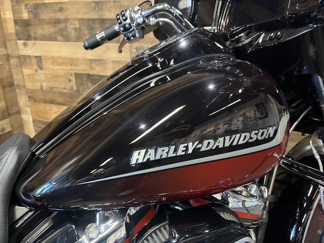 2021 Harley-Davidson CVO Street Glide Sunset Orange Fade & Sunset Black FLHXSE - Photo 6