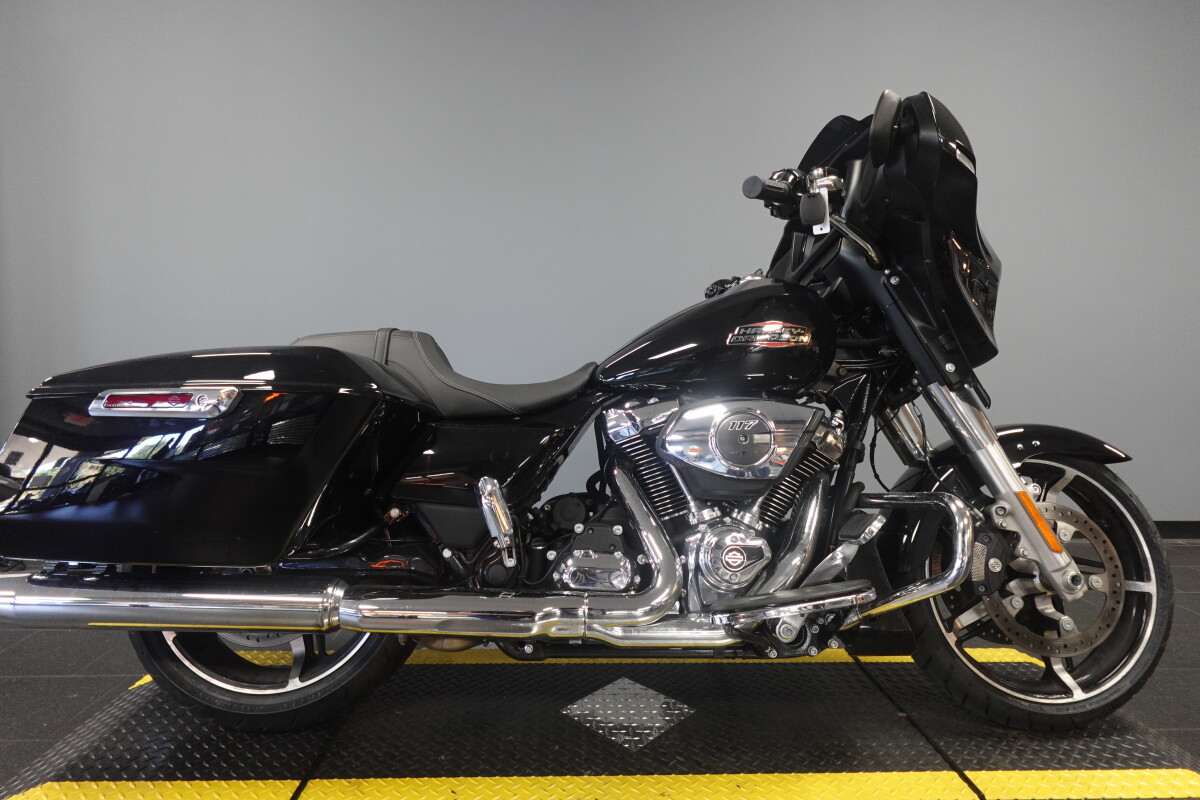 2024 Harley-Davidson Street Glide FLHX - Photo 9