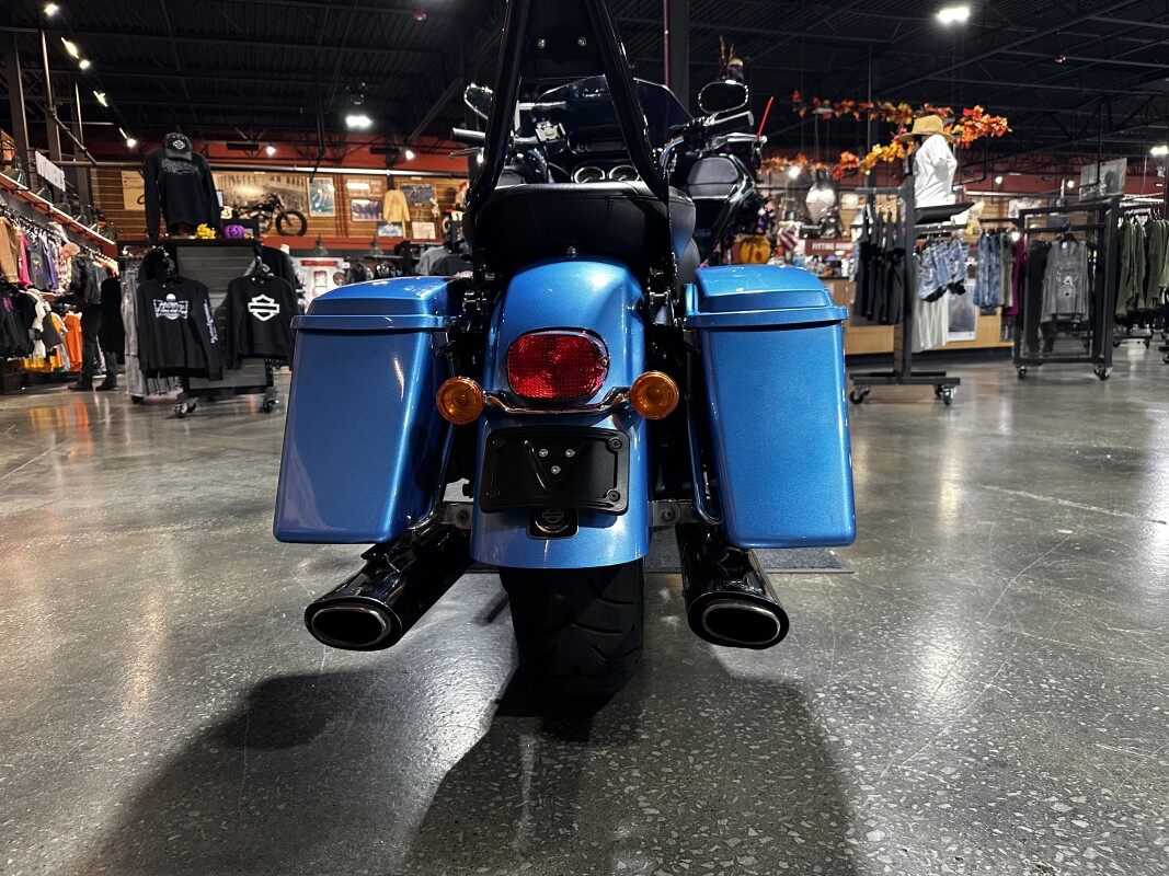 Harley-Davidson Road Glide Ultra 2011 FLTRU COOL BLUE PEARL - Photo 7