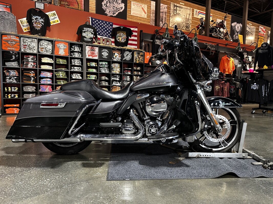 Harley-Davidson Electra Glide Ultra Limited 2014 FLHTK CHAR PRL/V BLK W/ PINSTRIPE - Photo 5
