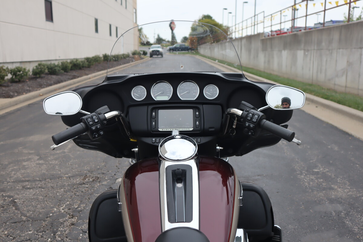 2018 Harley-Davidson Tri Glide Ultra FLHTCUTG - Photo 9
