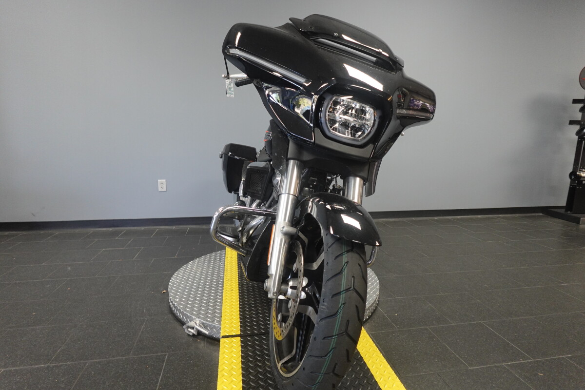 2024 Harley-Davidson Street Glide FLHX - Photo 3