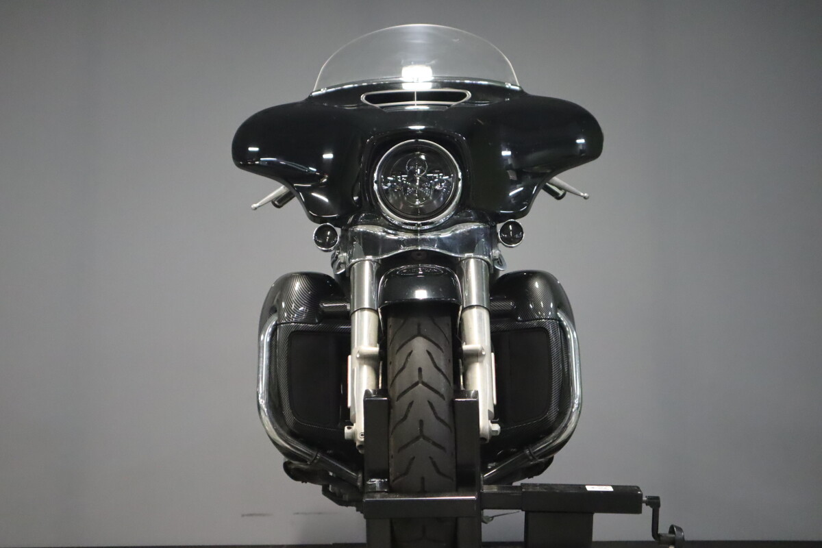 2014 Harley-Davidson Street Glide FLHX - Photo 3