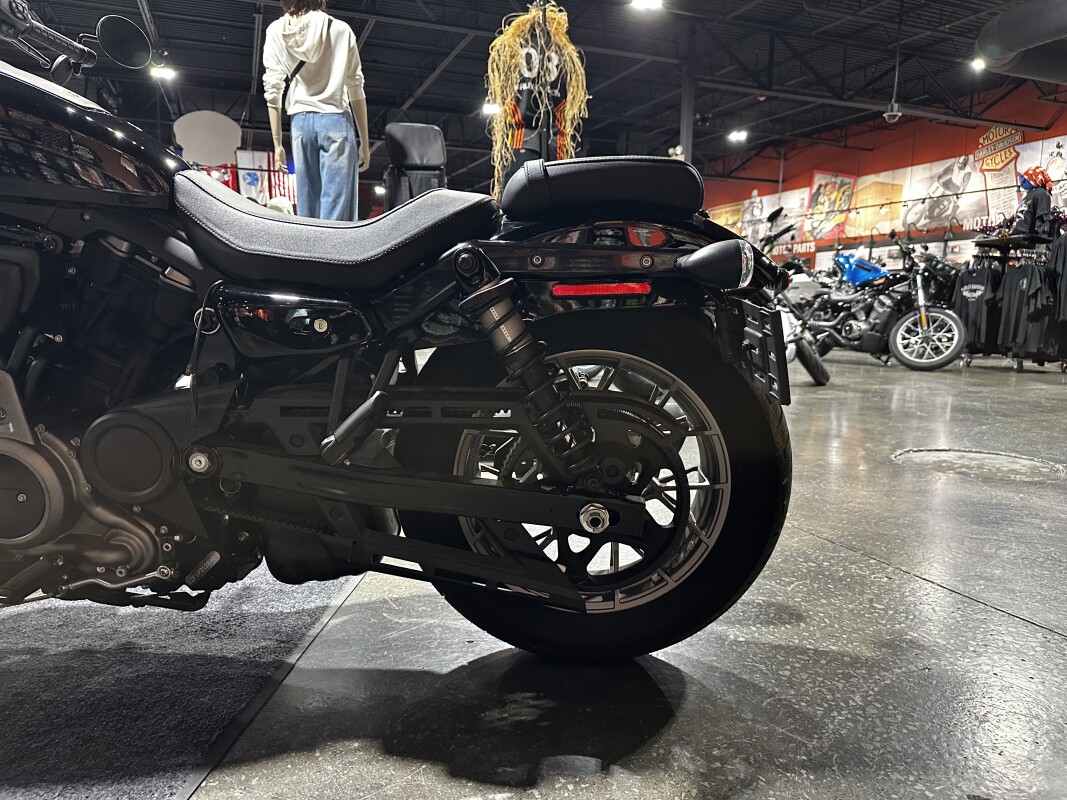 Harley-Davidson Nightster Special 2023 RH975S VIVID BLACK - Photo 8