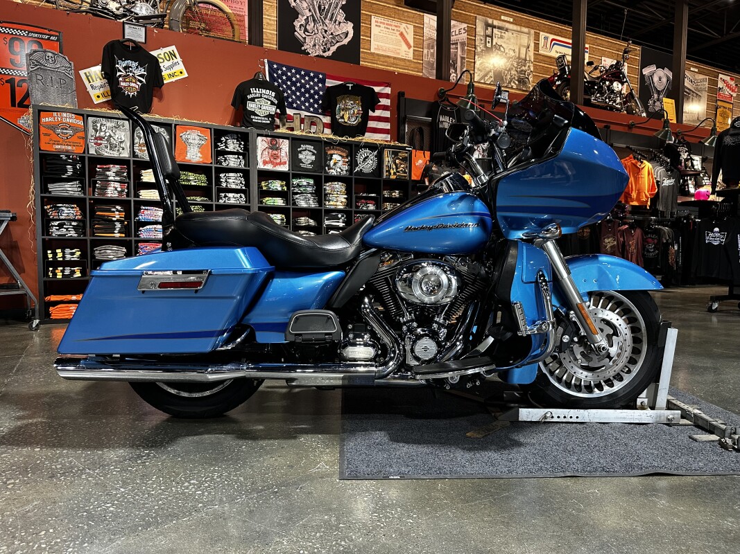 Harley-Davidson Road Glide Ultra 2011 FLTRU COOL BLUE PEARL - Photo 5