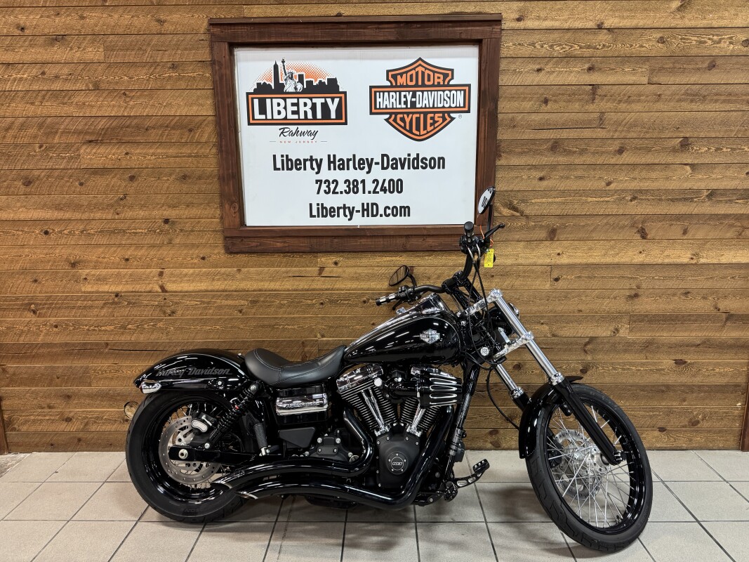 2014 HARLEY-DAVIDSON WIDE GLIDE VIVID BLACK FXDWG