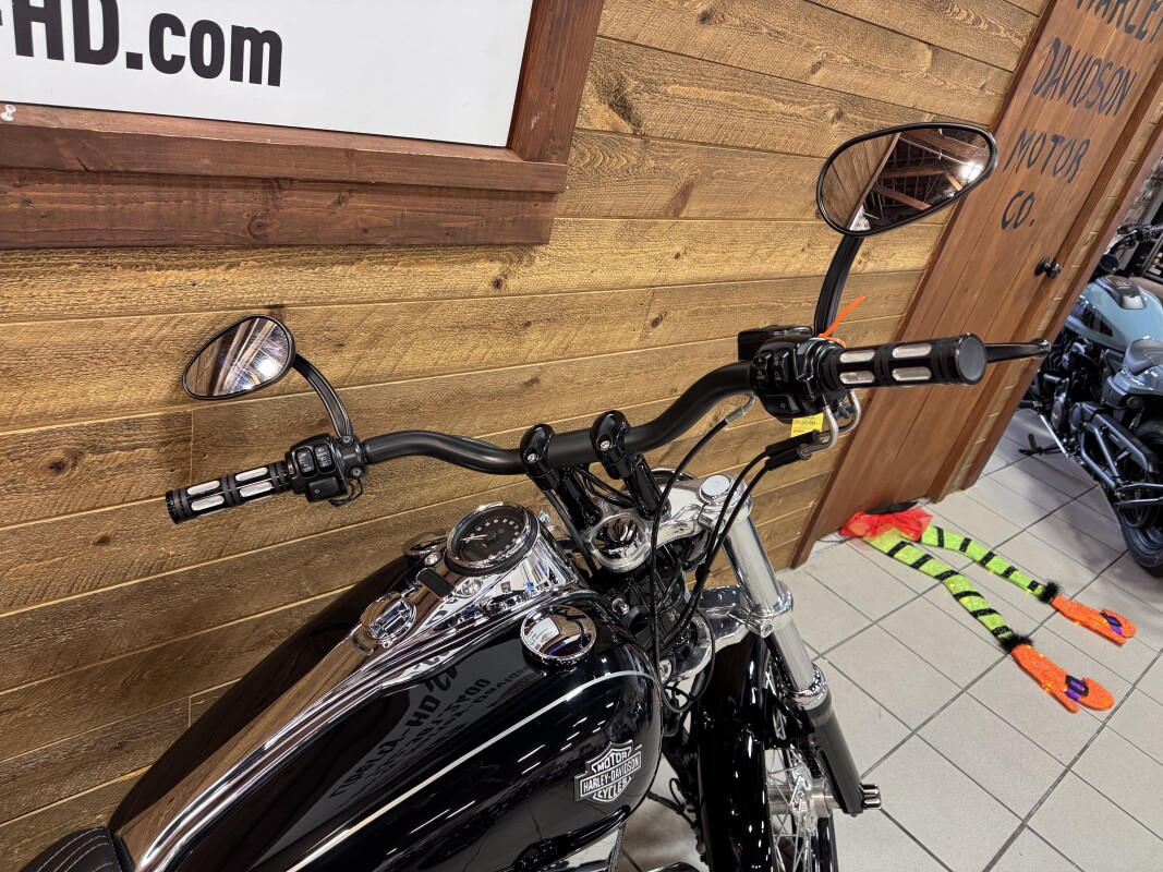 2014 HARLEY-DAVIDSON WIDE GLIDE VIVID BLACK FXDWG - Photo 6