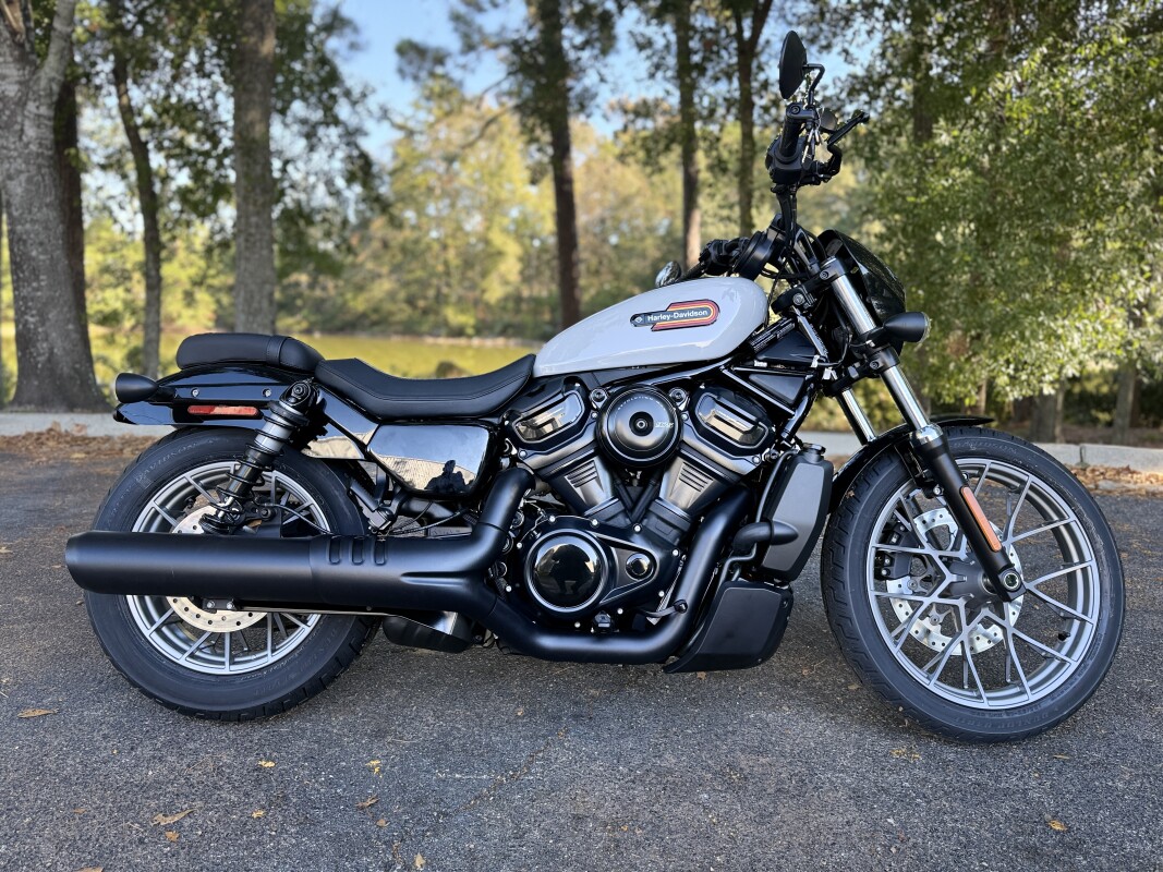 RH975S 2025 Nightster Special - Photo 9