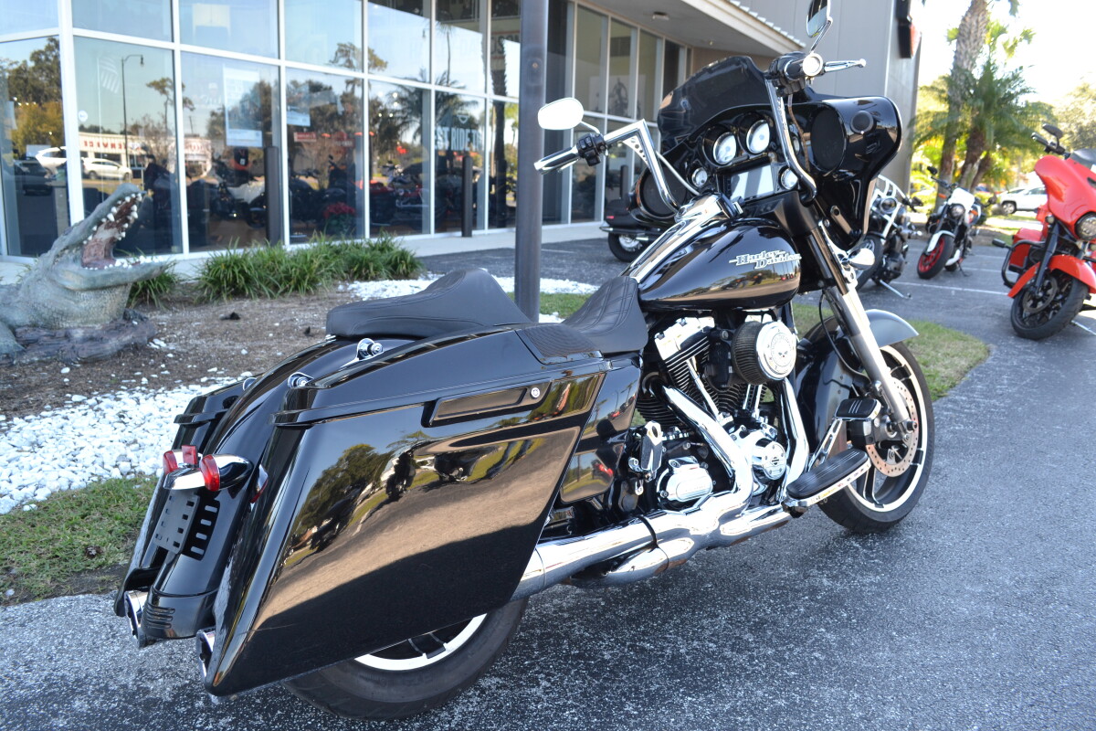 2013 Harley-Davidson Street Glide - FLHX - Photo 9