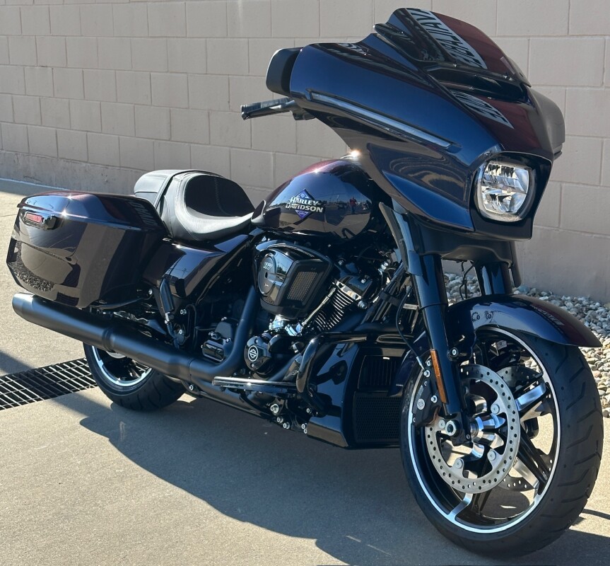 2025 Harley-Davidson Street Glide Mystic Shift - Photo 3