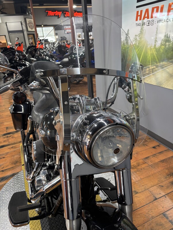 2012 Harley-Davidson Switchback BLACK - Photo 4