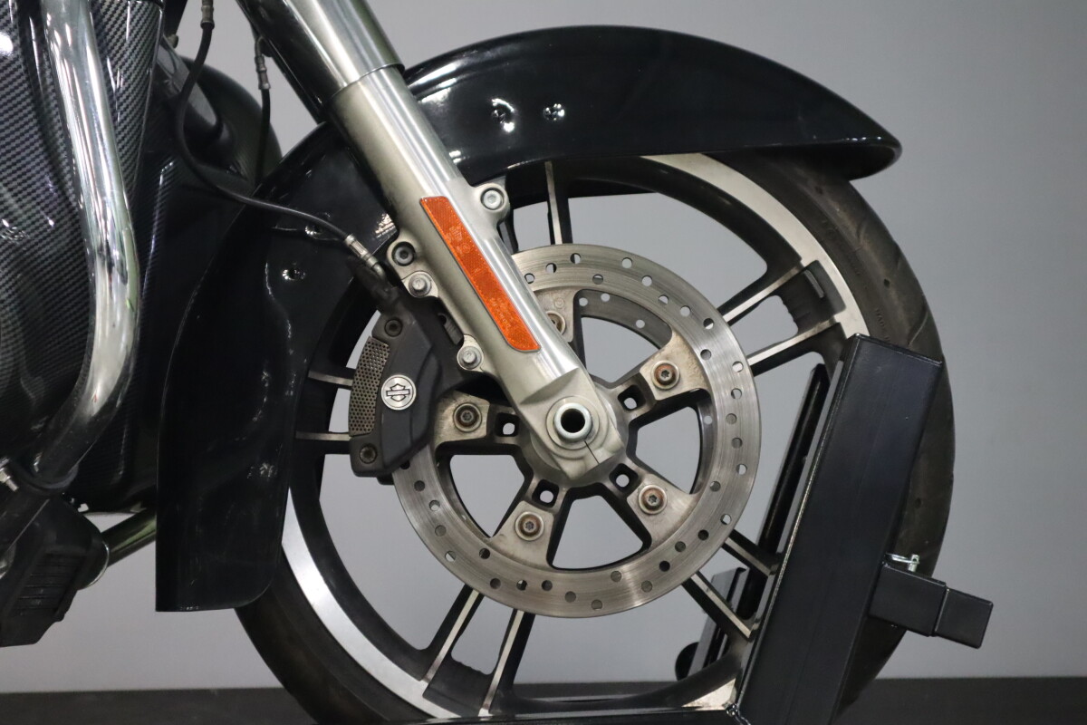 2014 Harley-Davidson Street Glide FLHX - Photo 10