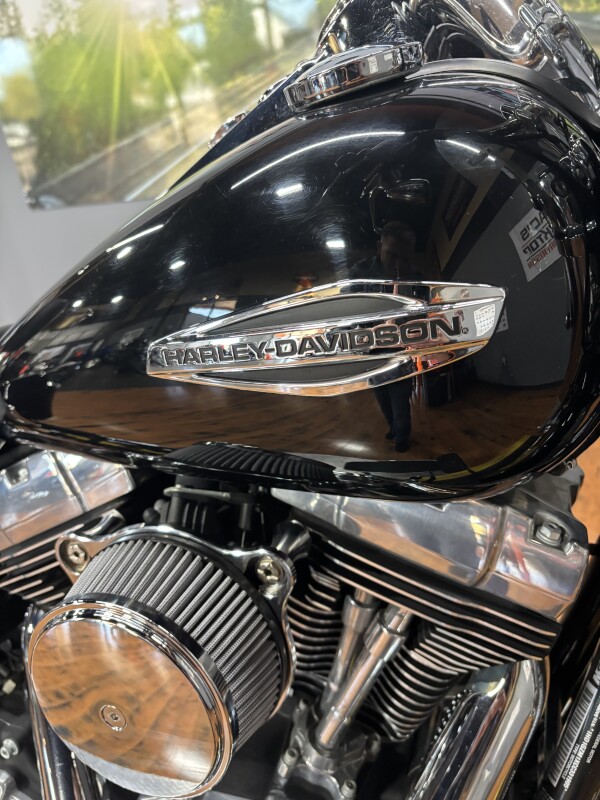 2012 Harley-Davidson Switchback BLACK - Photo 3