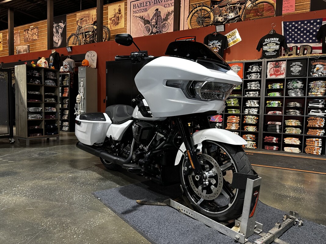 Harley-Davidson Road Glide 2025 FLTRX WHITE ONYX PRL