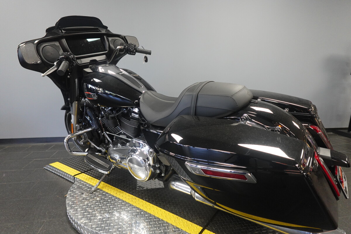 2024 Harley-Davidson Street Glide FLHX - Photo 6