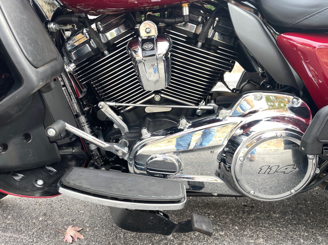 Harley-Davidson Tri Glide Ultra 2021 FLHTCUTG BILLIARD RED - Photo 9