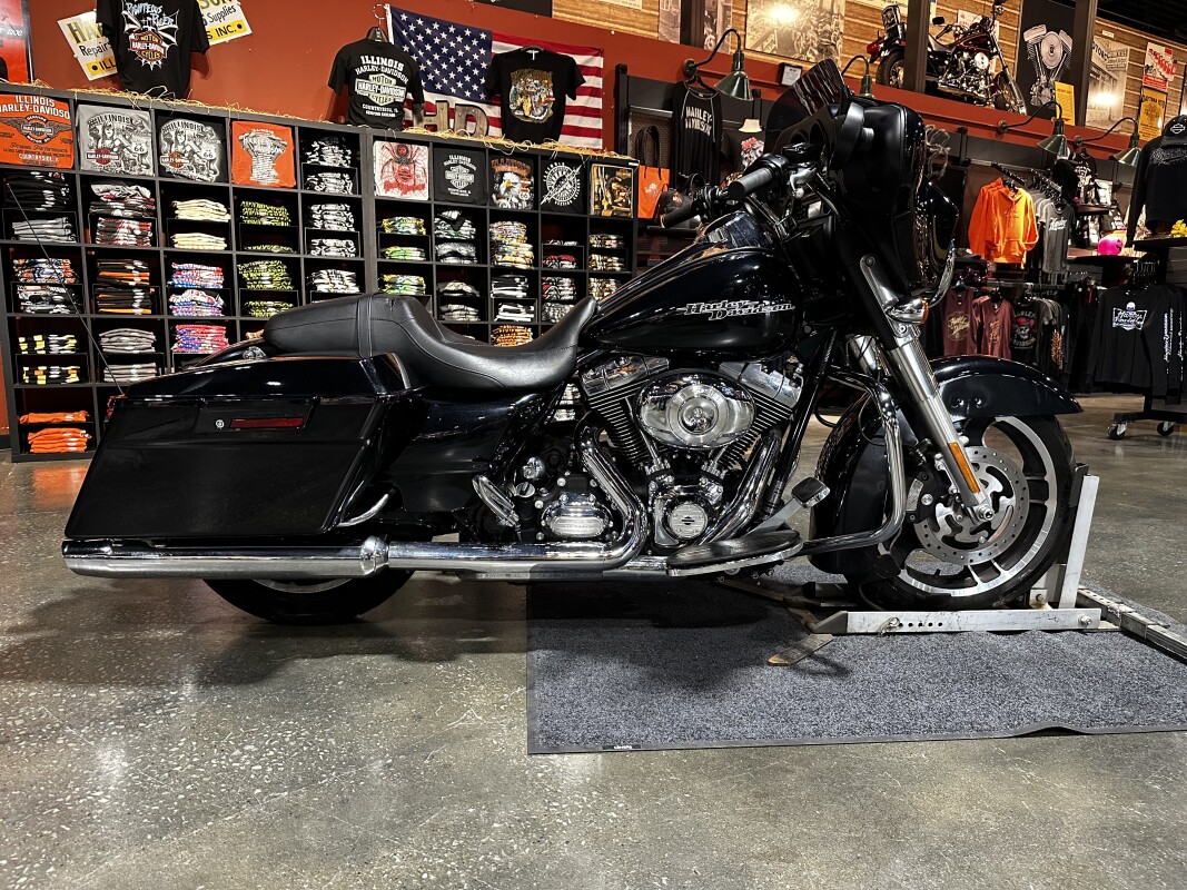 Harley-Davidson Street Glide 2013 FLHX MIDNIGHT PEARL - Photo 4