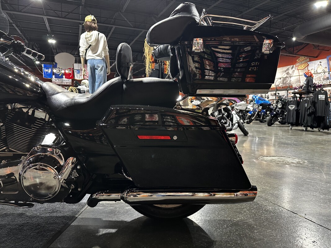 Harley-Davidson Street Glide 2011 FLHX BLACK - Photo 8