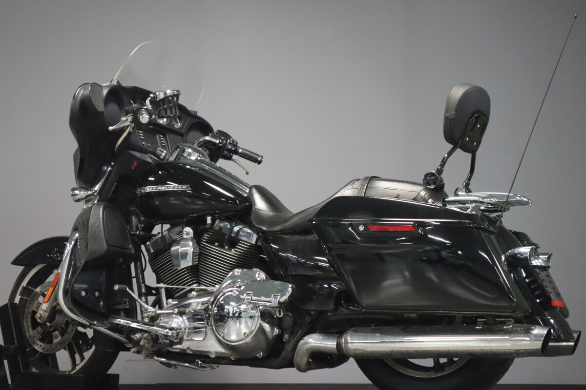 2014 Harley-Davidson Street Glide FLHX - Photo 6