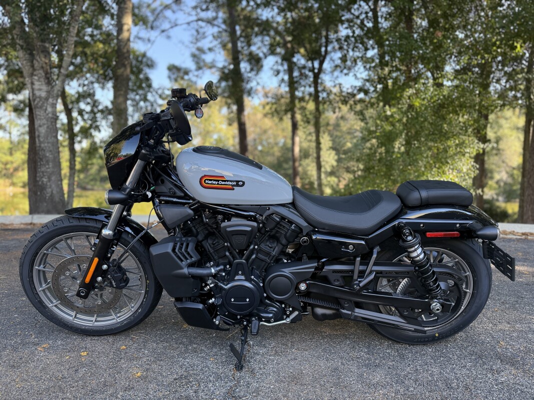 RH975S 2025 Nightster Special