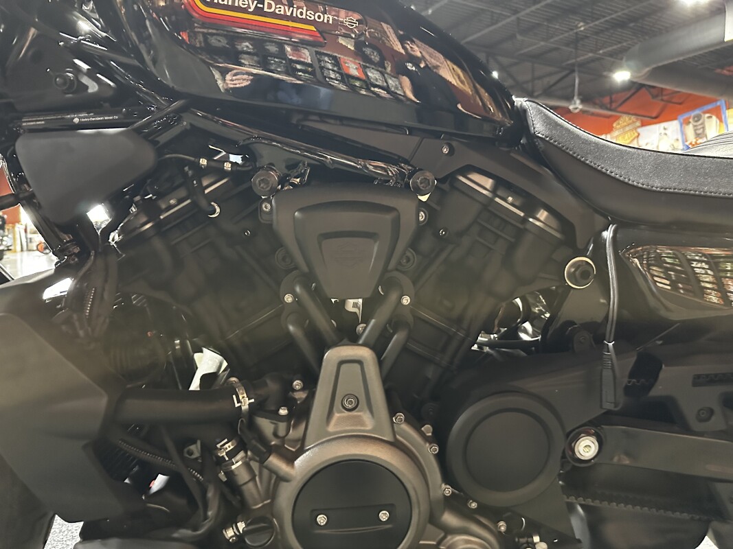 Harley-Davidson Nightster Special 2023 RH975S VIVID BLACK - Photo 9