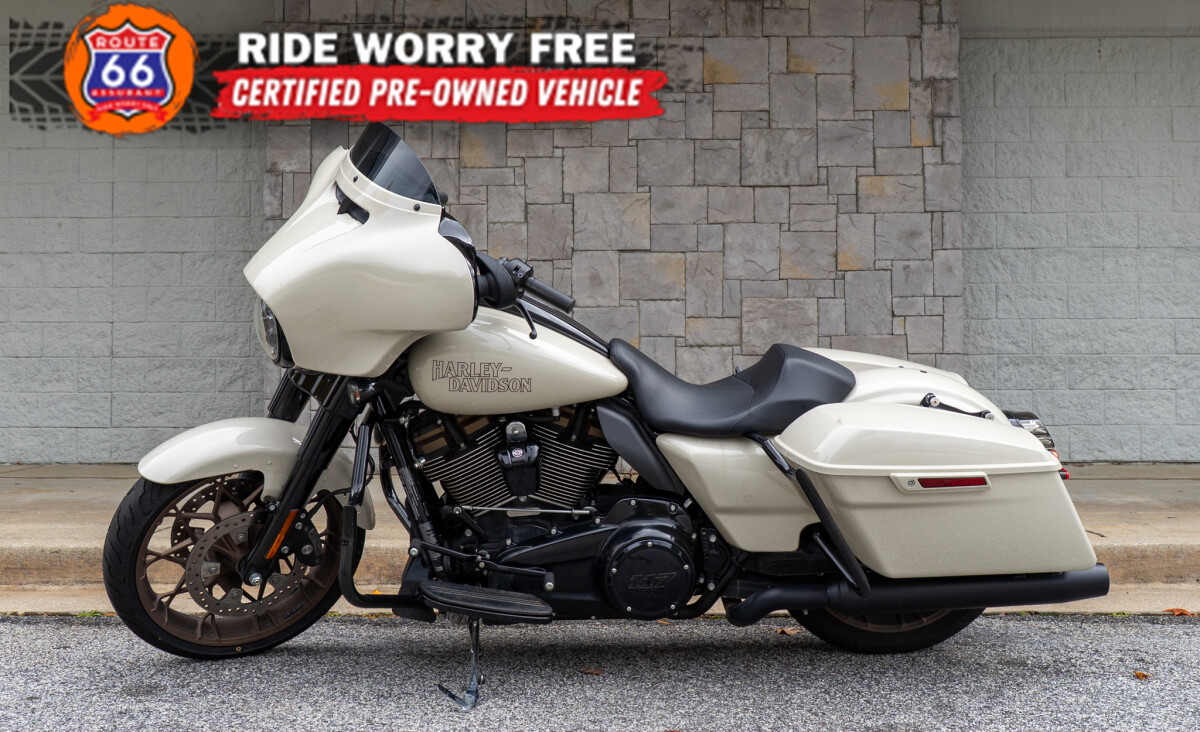 Street Glide ST - Photo 3