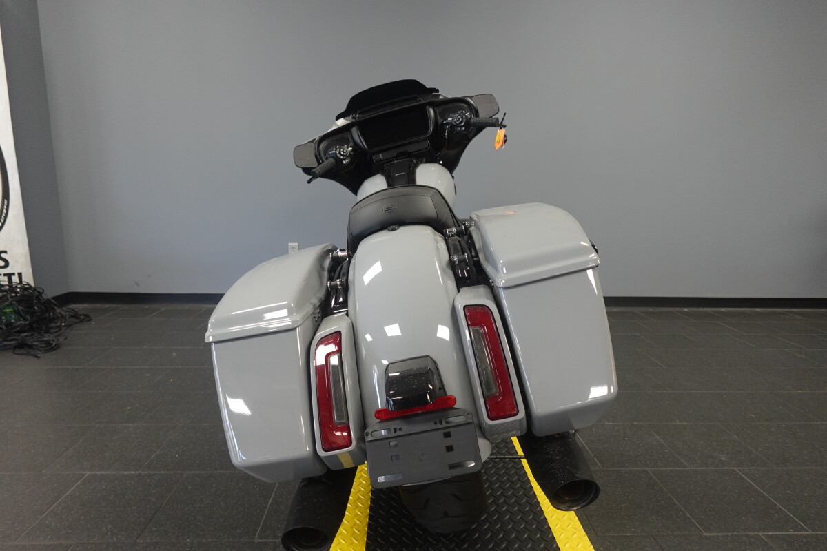 2025 Harley-Davidson Street Glide FLHX - Photo 7