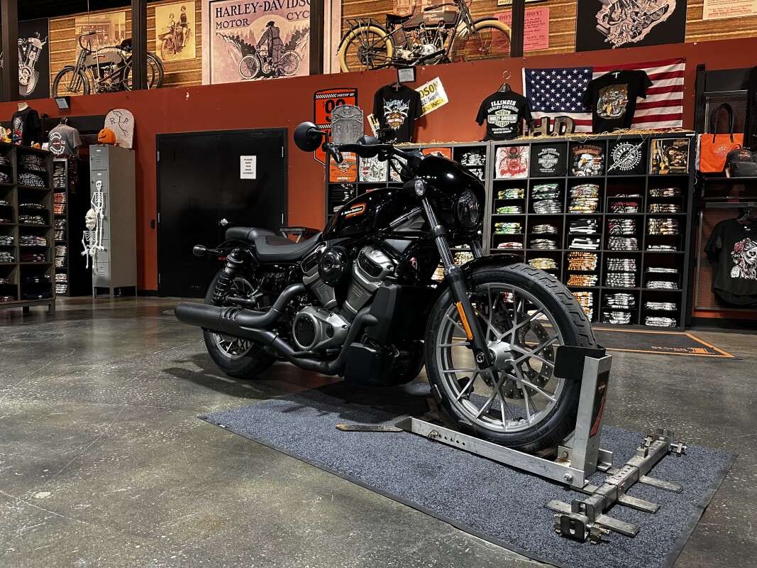 Harley-Davidson Nightster Special 2023 RH975S VIVID BLACK