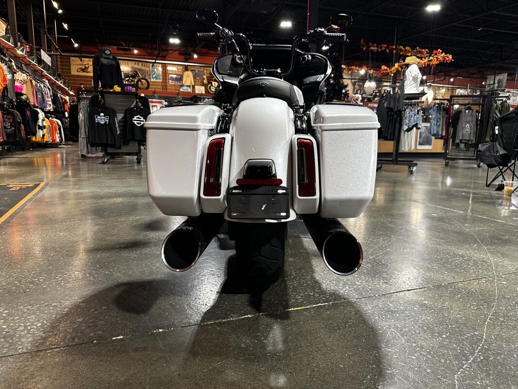 Harley-Davidson Road Glide 2025 FLTRX WHITE ONYX PRL - Photo 7
