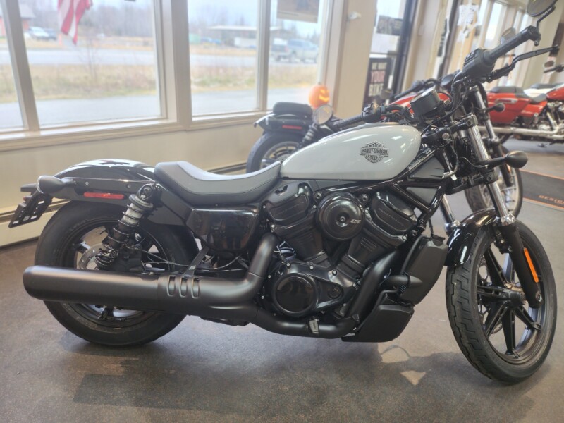 2025 Harley-Davidson® Nightster® 