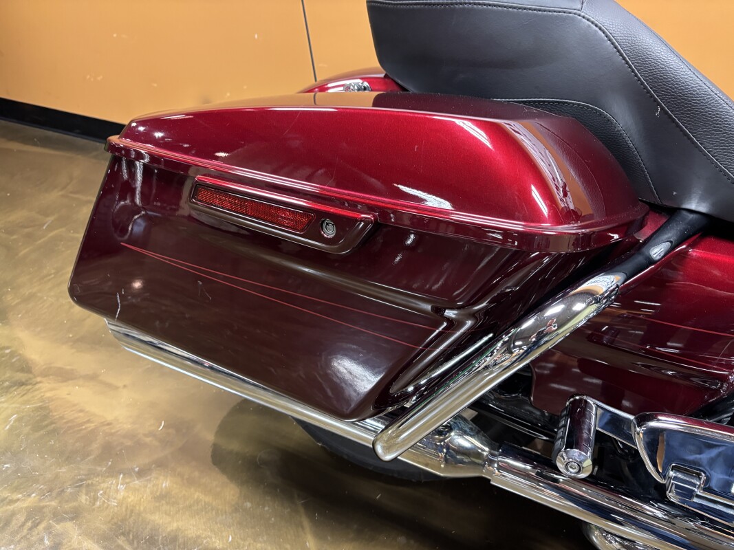 FLHXS 2014 Street Glide Special - Photo 7