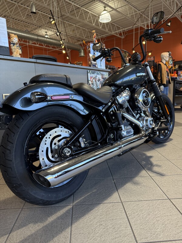 FXBB 2025 Street Bob - Photo 4