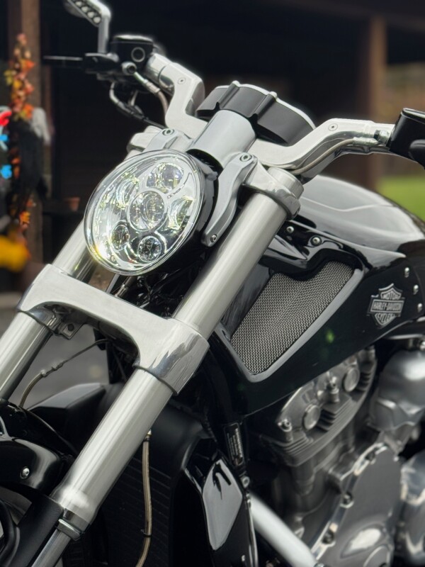 2012 Harley-Davidson V-Rod Muscle Vivid Black - Photo 9