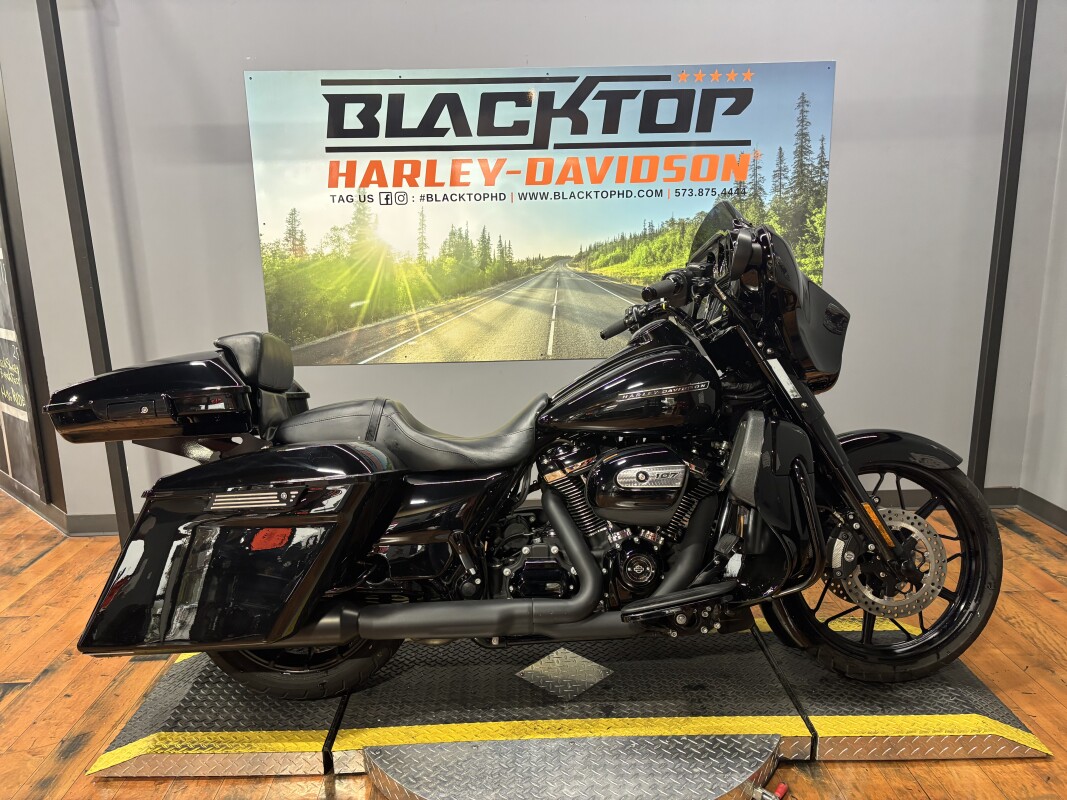 2018 Harley-Davidson Street Glide Special BLACK