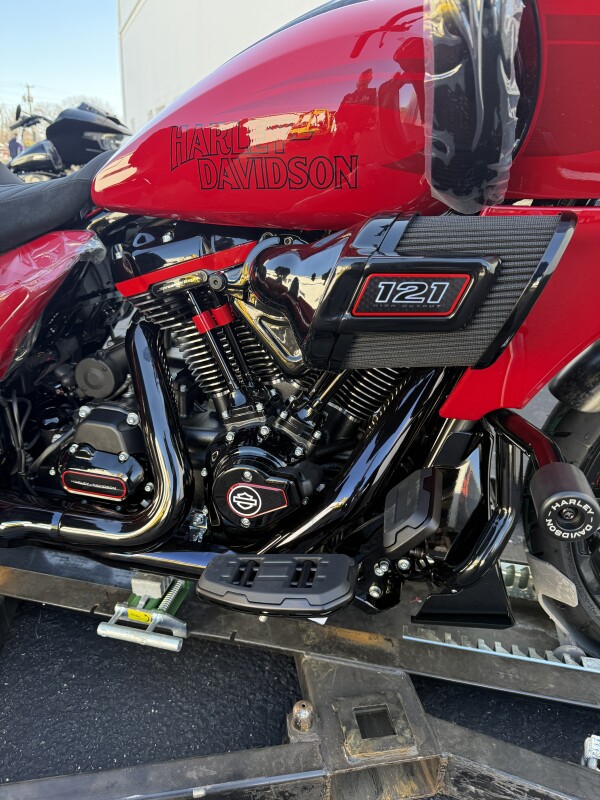 FLTRXSTSE 2025 CVO Road Glide ST - Photo 2