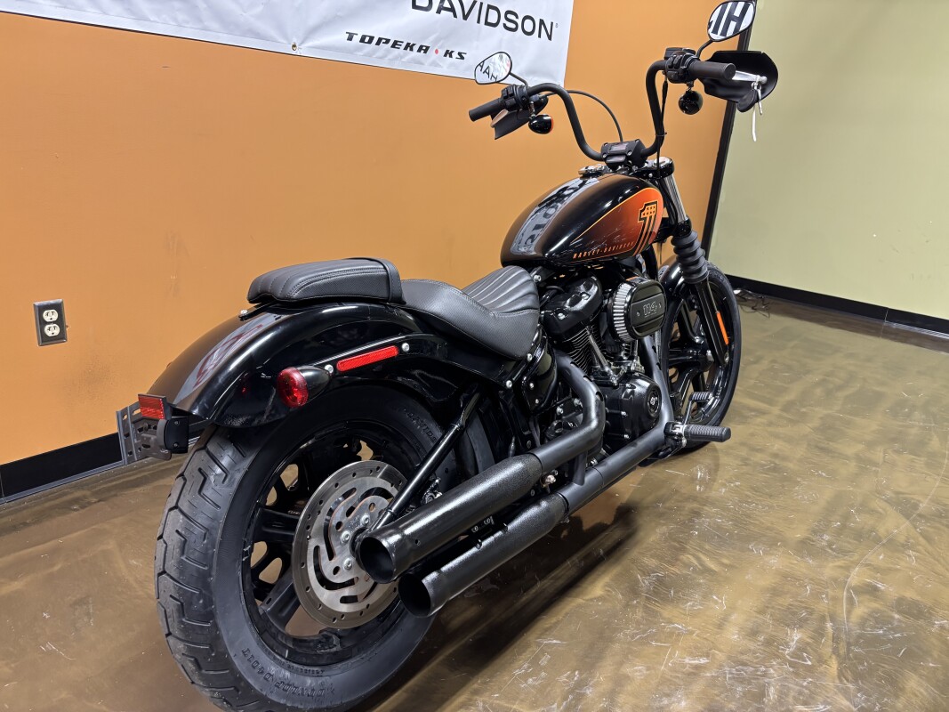 FXBBS 2022 Street Bob 114 - Photo 3