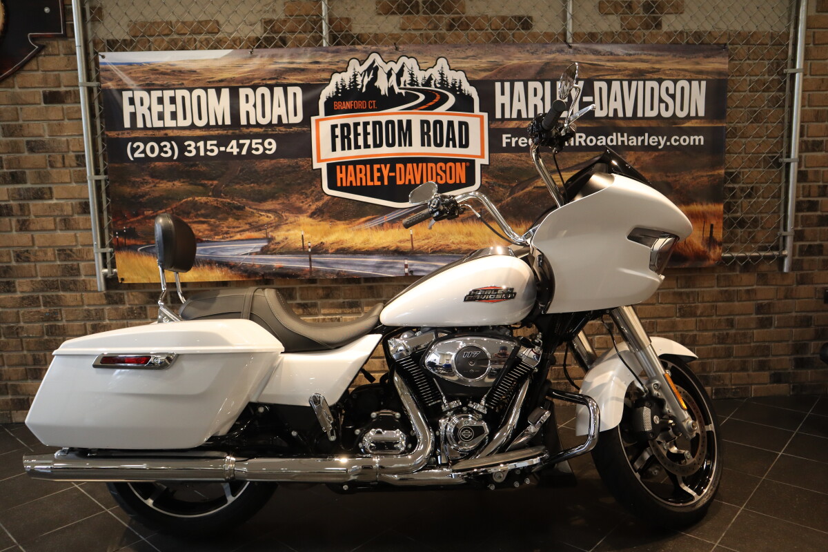 2024 Road Glide (FLTRX)