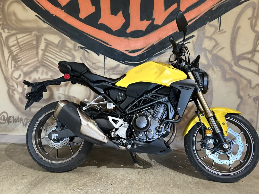 2024 CB300R