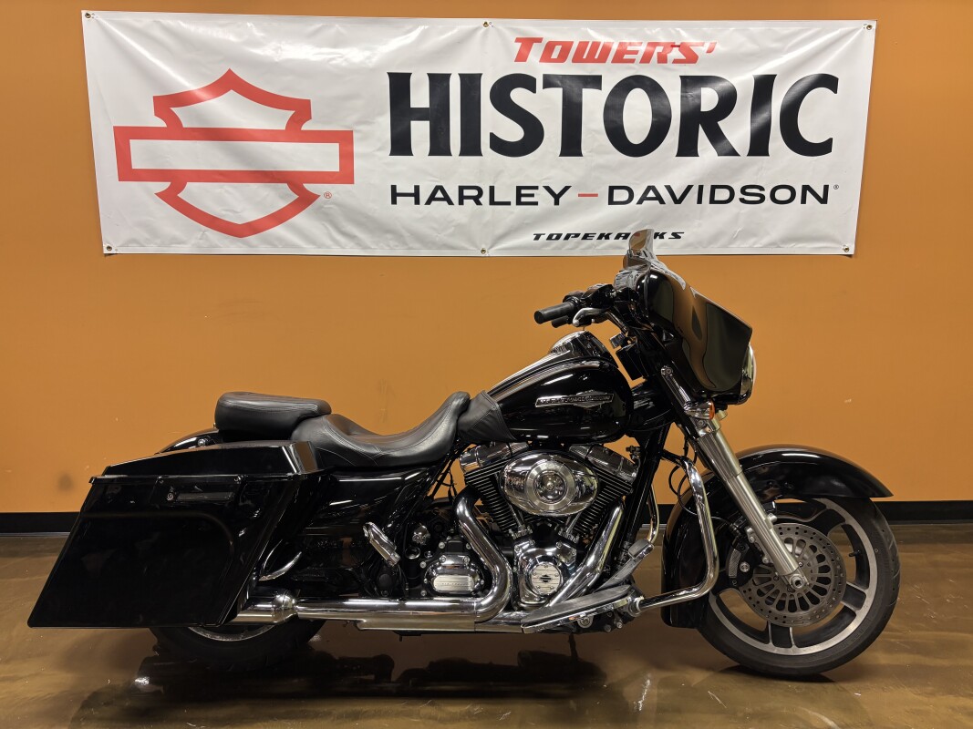 2012 FLHX103
