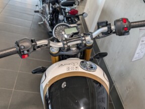 2026 Triumph Speed 400 thumb 2