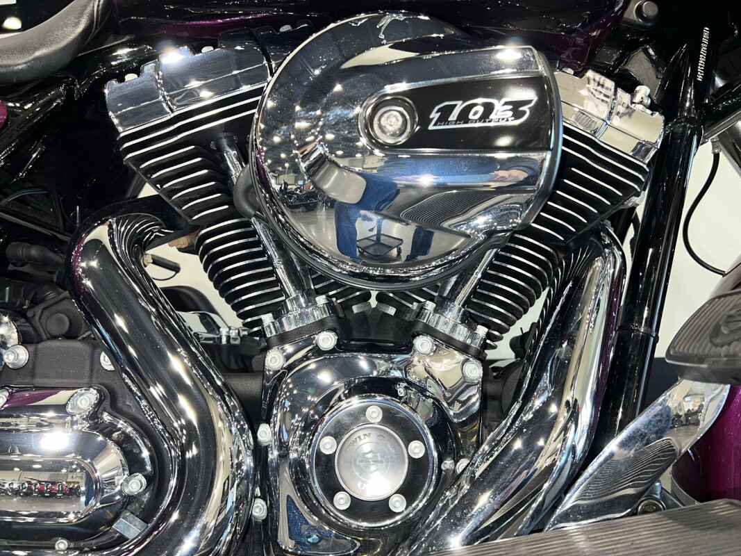 2016 Harley-Davidson Road King FLHR - Photo 4
