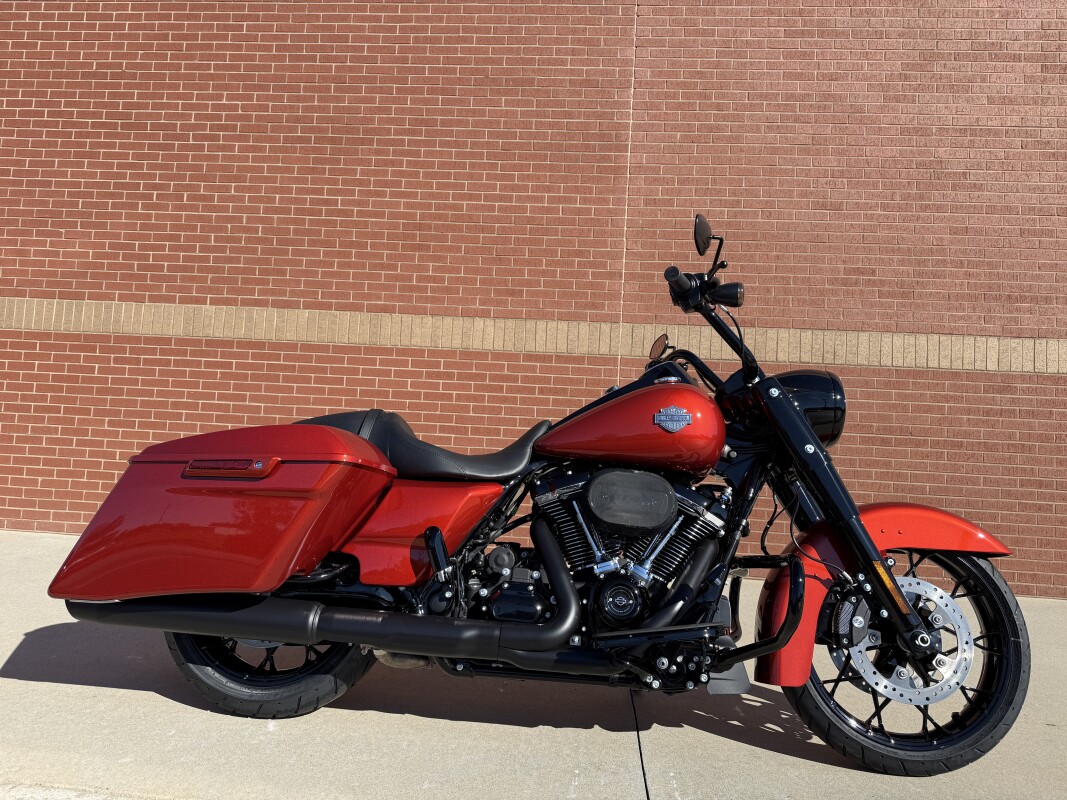 FLHRXS 2025 Road King Special