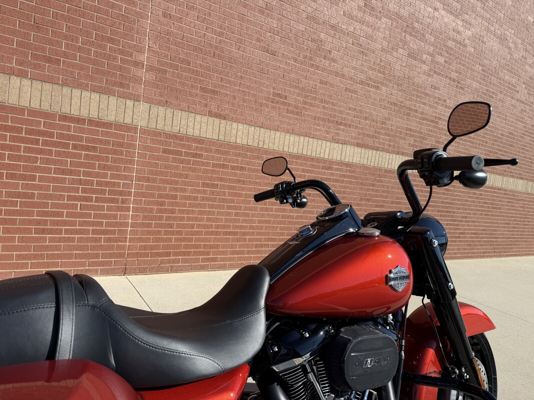 FLHRXS 2025 Road King Special - Photo 5