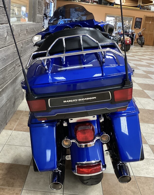 2010 Harley-Davidson Electra Glide Ultra Limited Flame Blue Pearl - Photo 6