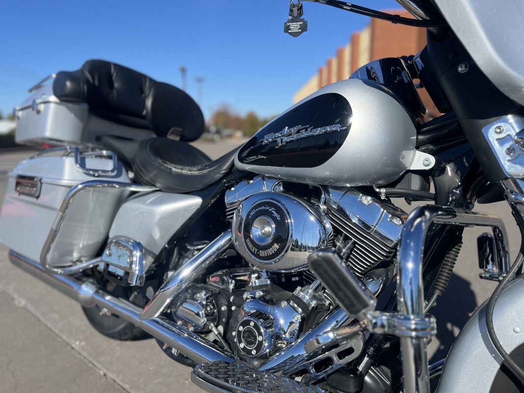 2000 Harley-Davidson Electra Glide Ultra Classic FLHTCUI VIVID BLACK 619511 - Photo 9