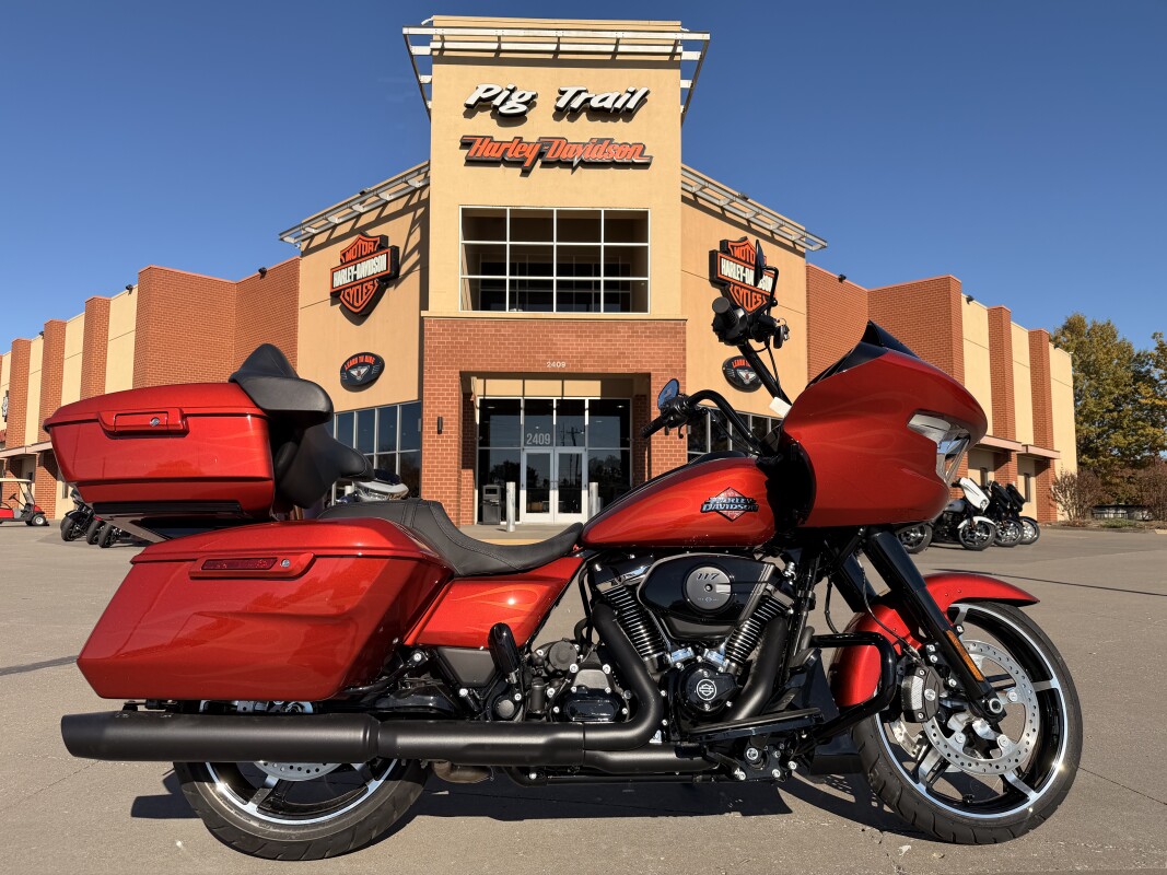 2025 Harley-Davidson Road Glide FLTRX WHSKEY FIRSTORM