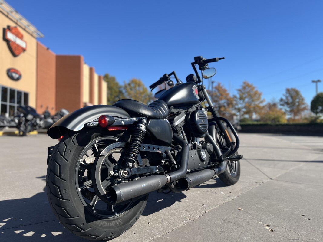 2020 Harley-Davidson Iron 883 XL883N Black Denim 431516 - Photo 3