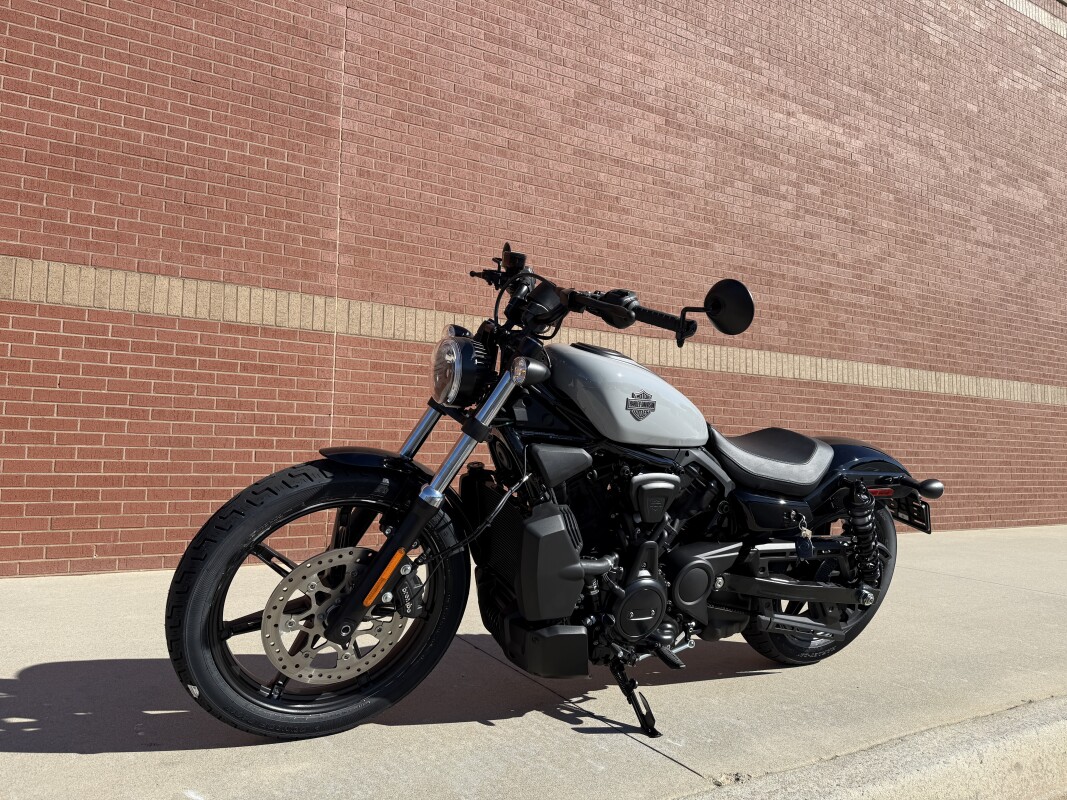 RH975 2025 Nightster - Photo 9