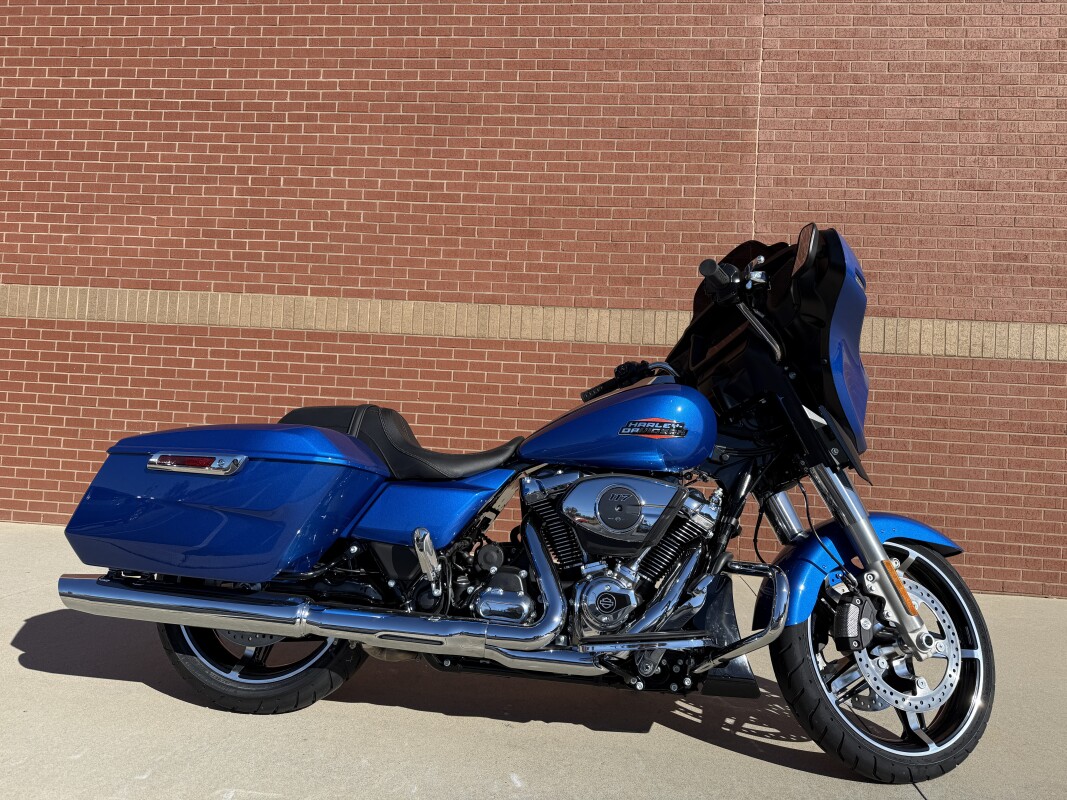FLHX 2025 Street Glide